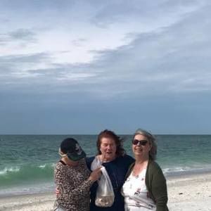 Meet your Posher, Sharon